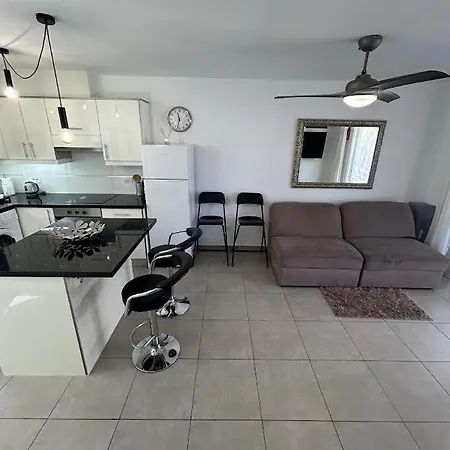 Bungalow En San Eugenio Bajo Costa Adeje (Tenerife)
