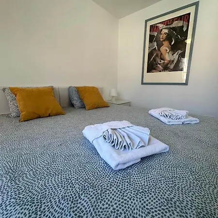 Apartment Bungalow En San Eugenio Bajo Costa Adeje (Tenerife)